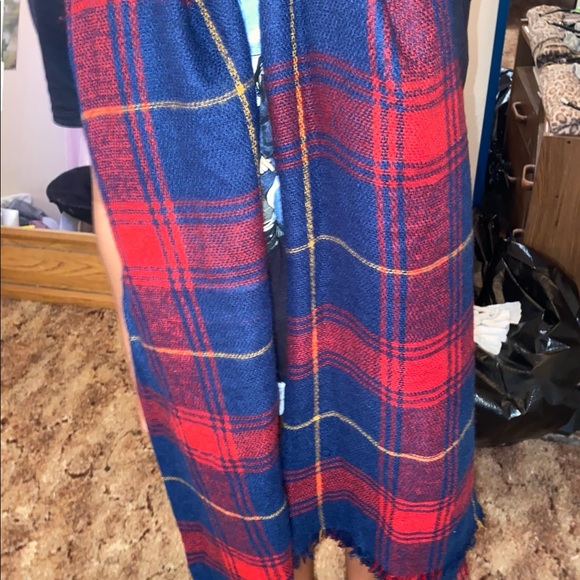 Scarf - Picture 3 of 3